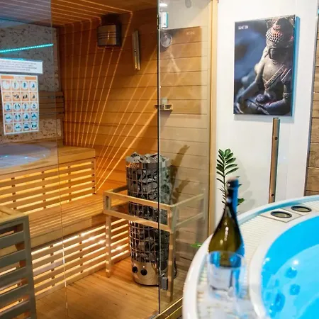 Lägenhet 3bdr - Private With Jacuzzi And Sauna - Panoramic Mountain Views *